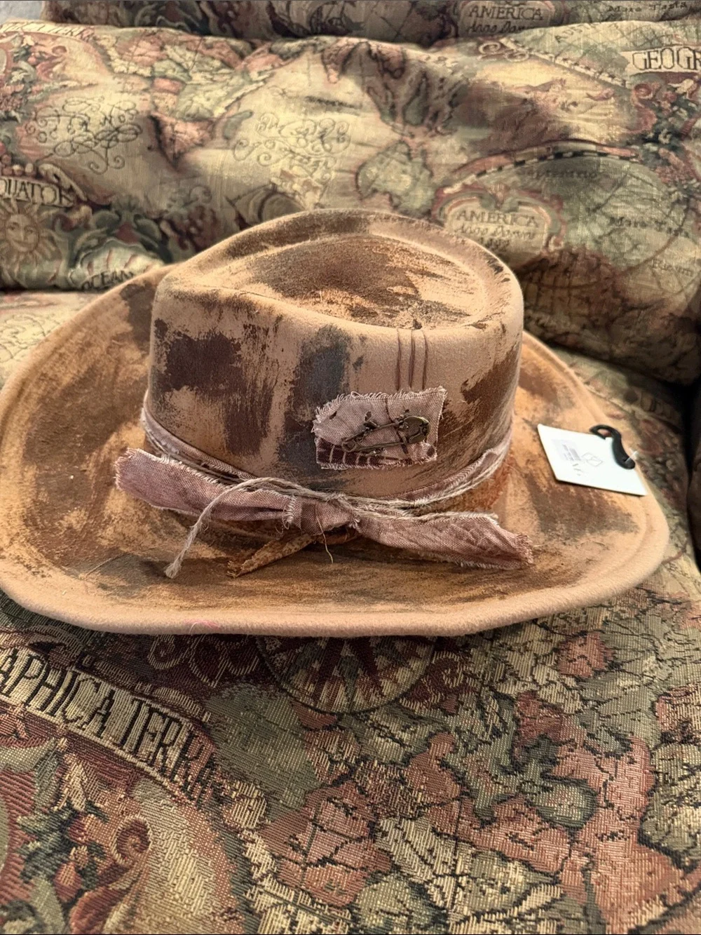 N/A classic distressed